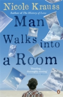 Man Walks into a Room -  Nicole Krauss - 9780141021157