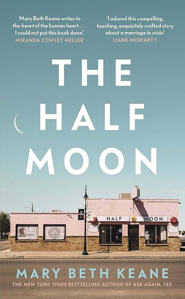 HALF MOON - 9780241546857