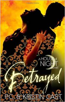 HOUSE OF NIGHT - BETRAYED - 9780349001135