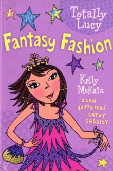 Fantasy Fashion - 9780746066904
