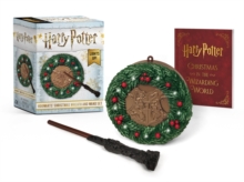 Harry Potter: Hogwarts Christmas Wreath and Wand Set - 9780762466979