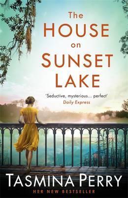 House on Sunset Lake - 9781472208477