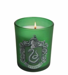 Harry Potter: Slytherin Scented Glass Candle (8 oz) - 9781682986929